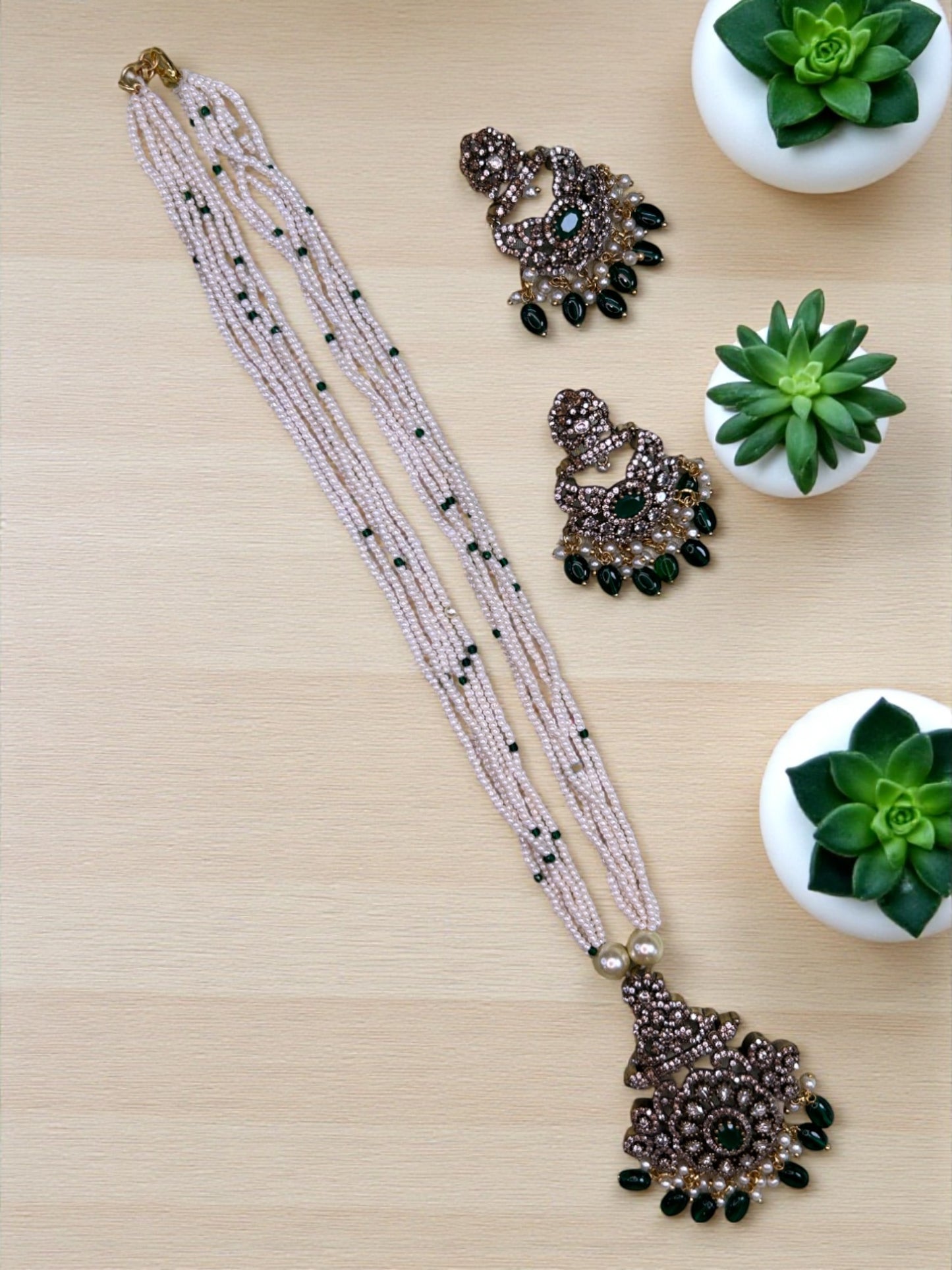 Elegant Pearl Beaded Haaram Featuring a Victorian Pendant and Earrings