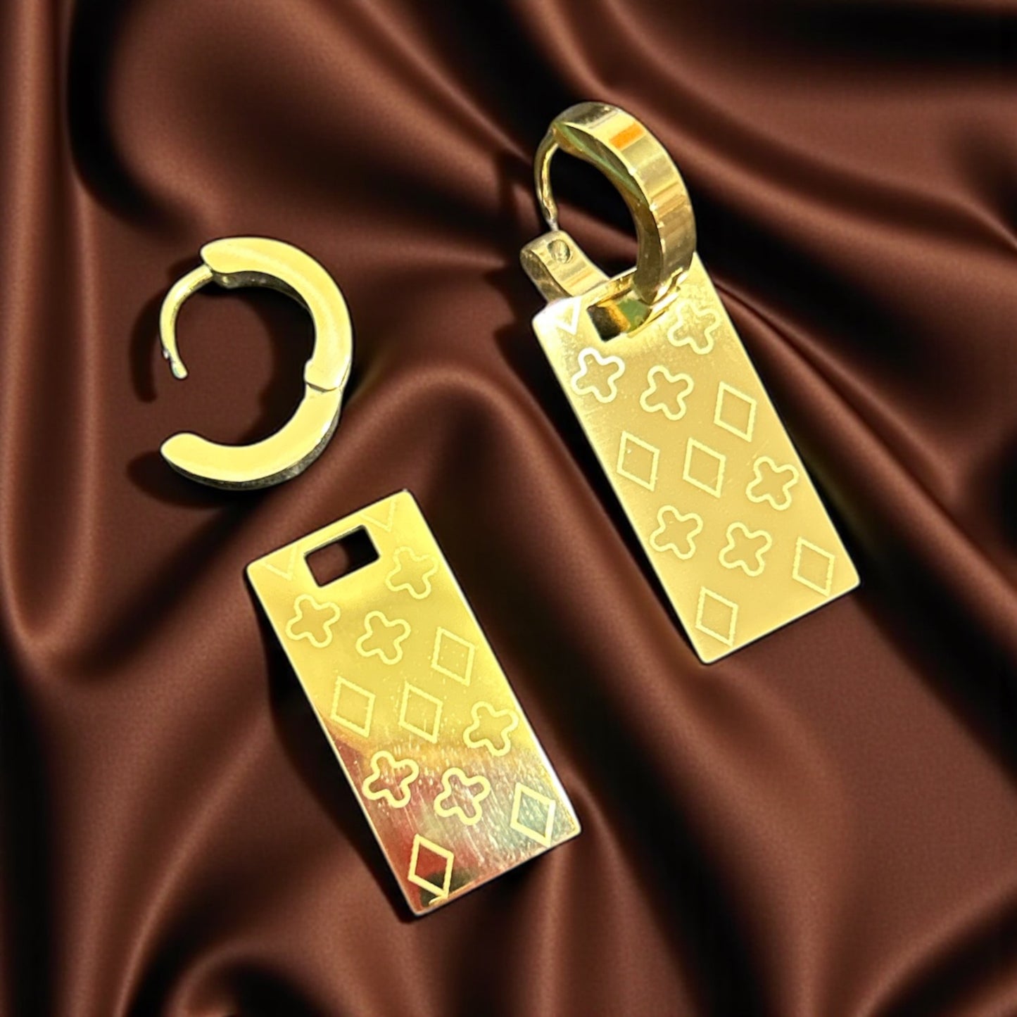 VIEN Contemporary Drop Earrings in Gold-Plated Stainless Steel